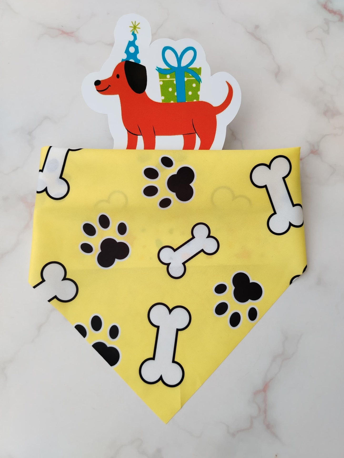 Pañoleta para Mascotas Huellitas y Huesito Amarillo